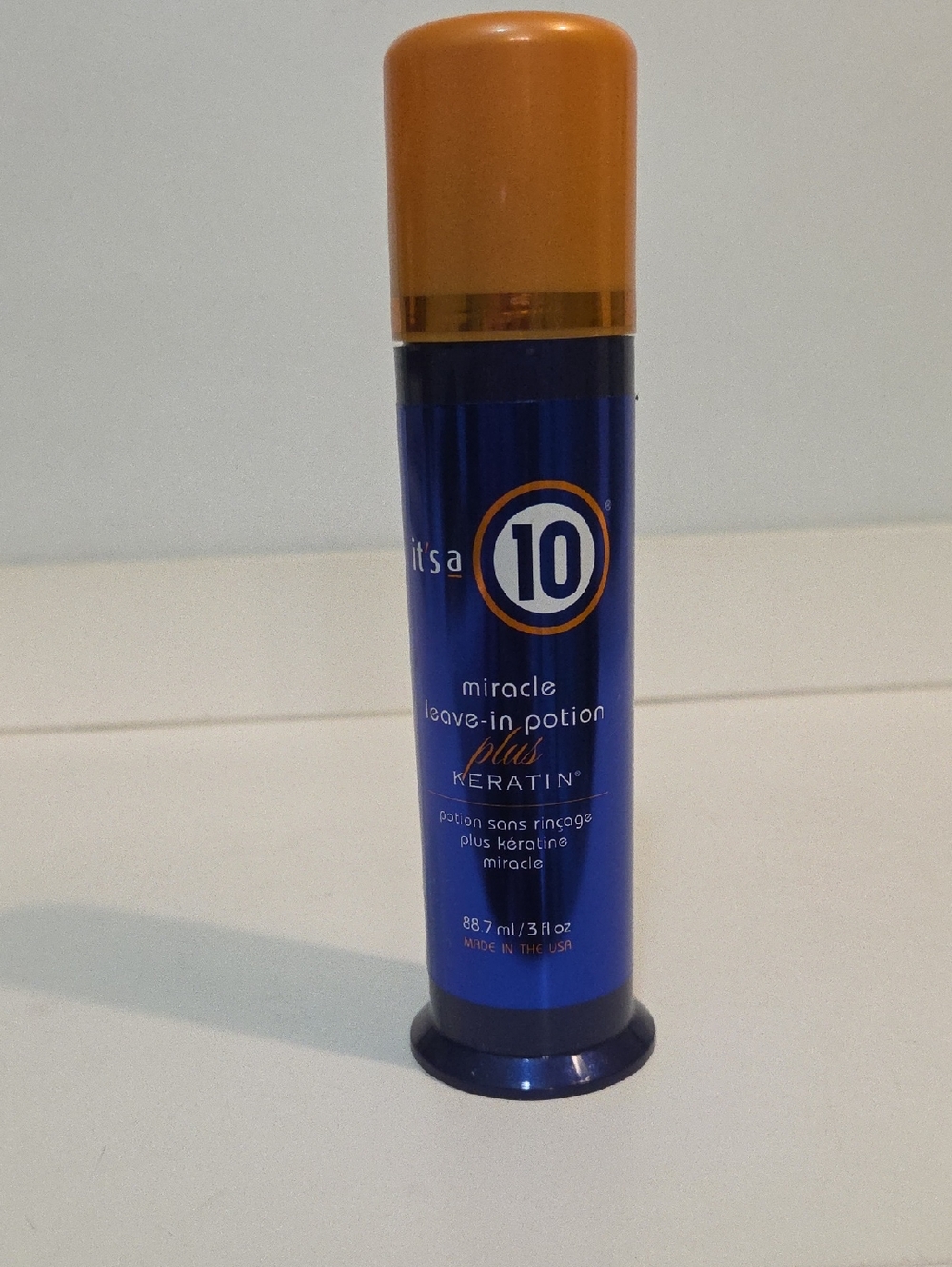It's a 10 Miracle Leave-In Potion Plus Keratin — Blue & Gold